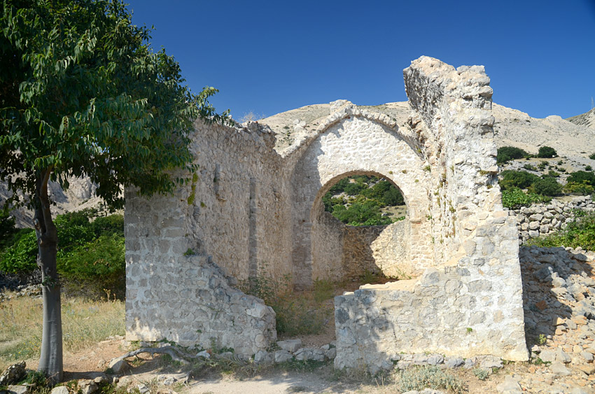 Stara Baška - crkva sv. Jeronima
