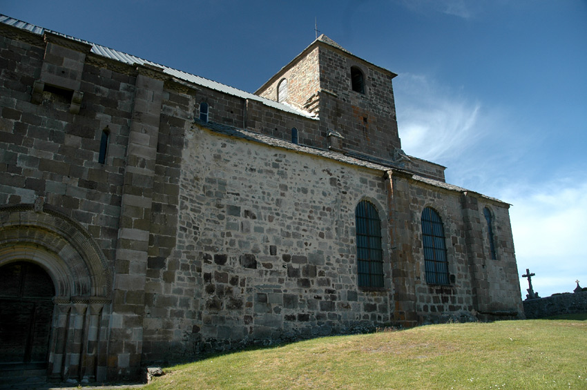 Bredons - �glise Saint-Pierre