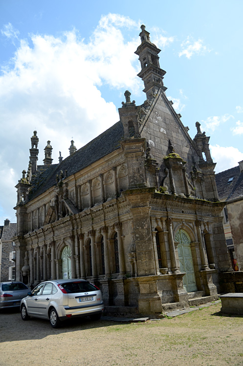 Saint-Thégonnec - kostnice