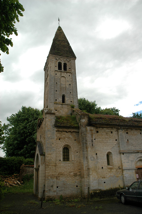 Chissey-les-Macon - Église Saint-Pierre