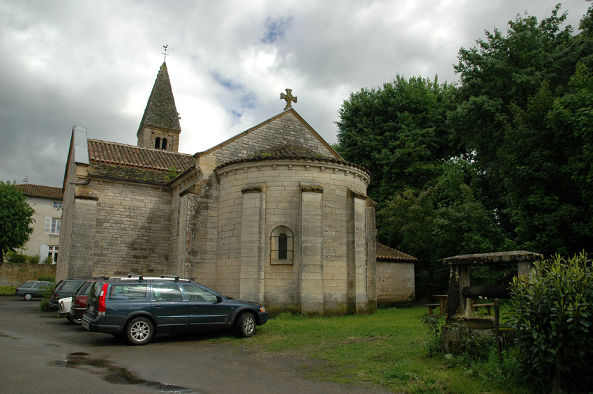 Chissey-les-Macon - Église Saint-Pierre