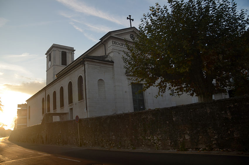 Église Notre-Dame-et-Saint-André de Ferney-Voltaire