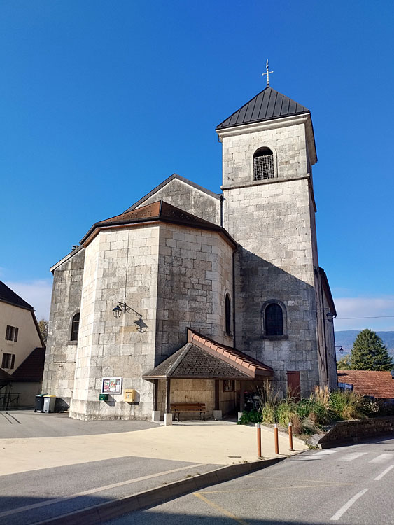 Église Saint-Amand de Lancrans