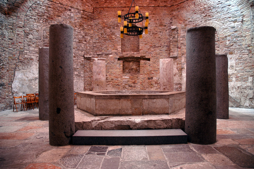 Aquileia - baptistérium