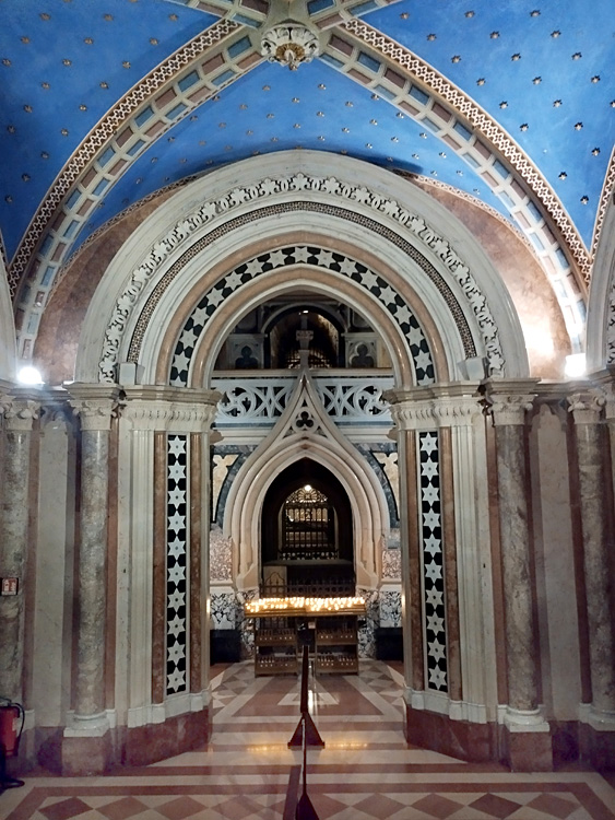 Assisi - bazilika Santa Chiara