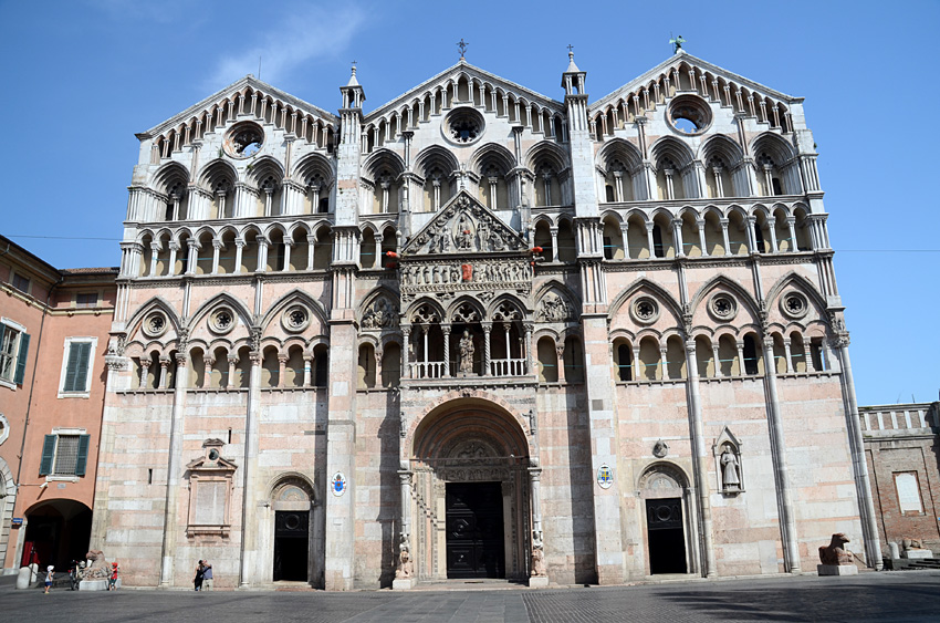 Ferrara - katedrála San Giorgio Martire