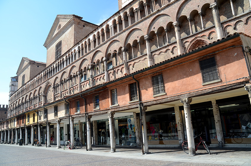 Ferrara - katedrála San Giorgio Martire