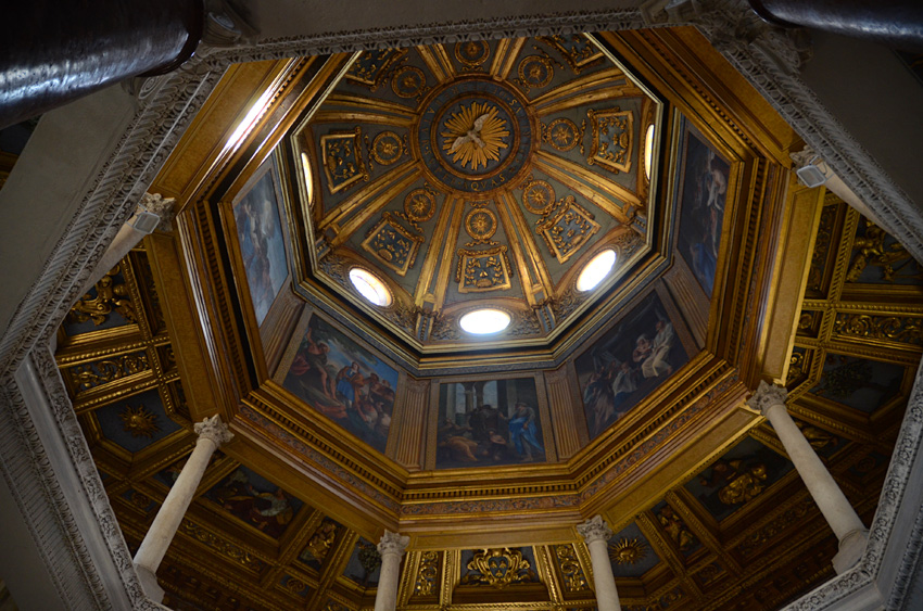 Řím - San Giovanni in Laterano - baptistérium