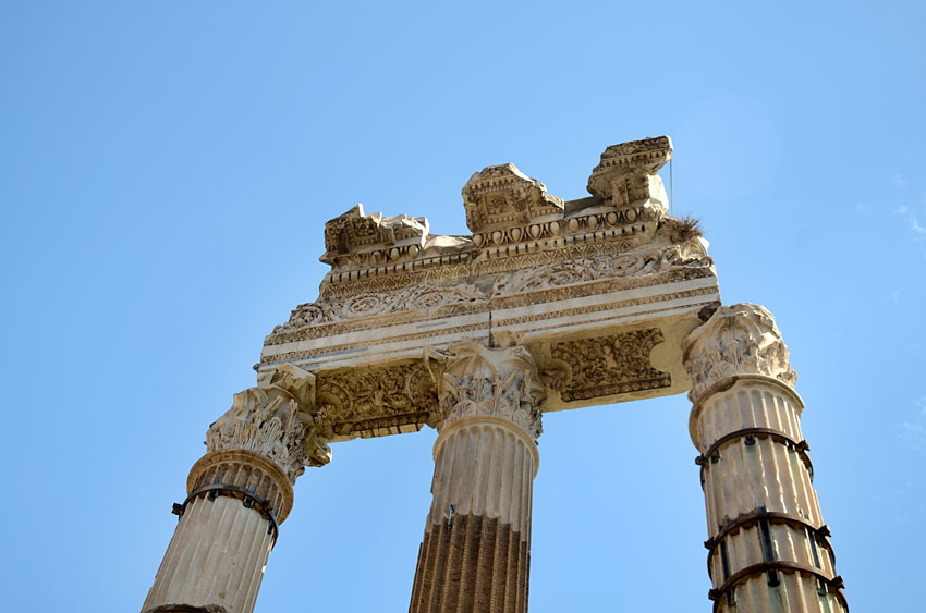 Řím - Tempio di Venere Genitrice