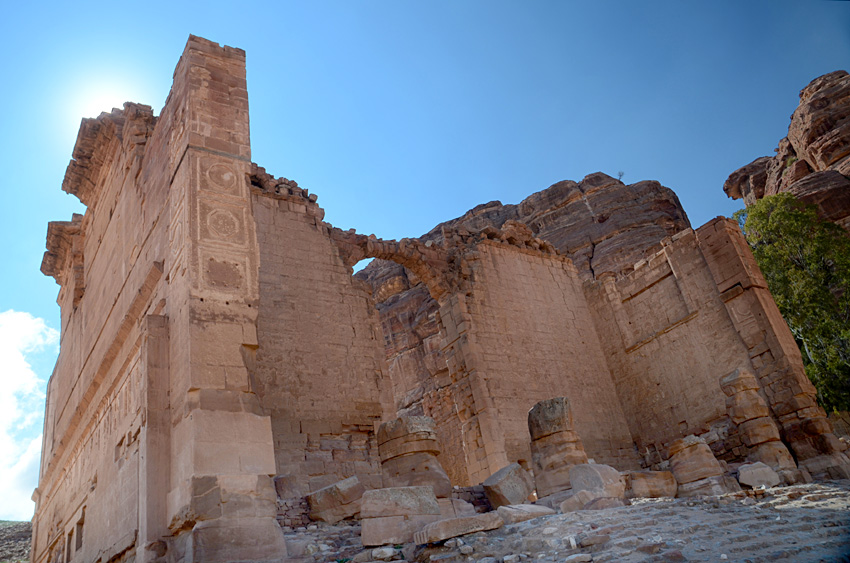 Petra - Qasr al-Bint