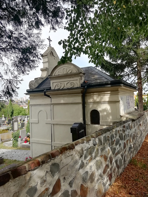 Hřbitovní kaple - hřbitov Modřany