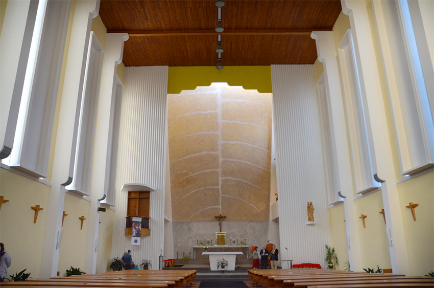 Kostel svatého Jana Nepomuckého - Košíře