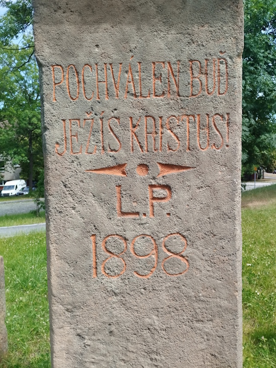 Kříž - Kyje