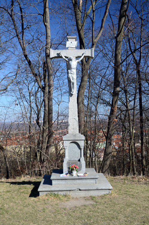 Kříž na Petříně