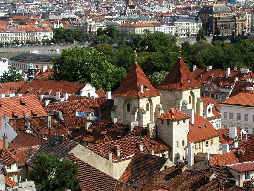 Kostel Panny Marie pod řetězem