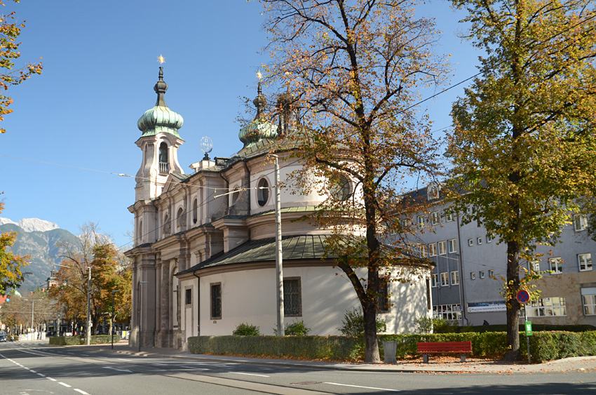 Innsbruck - kostel svatého Jana Nepomuckého