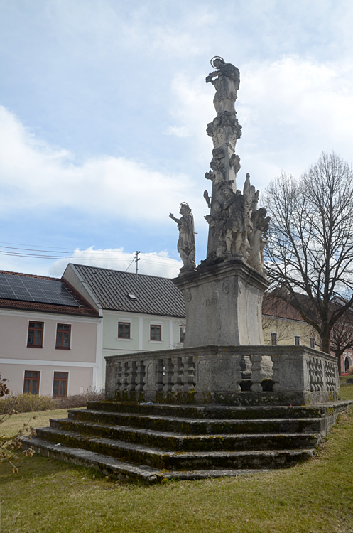 Leopoldschlag - morový sloup