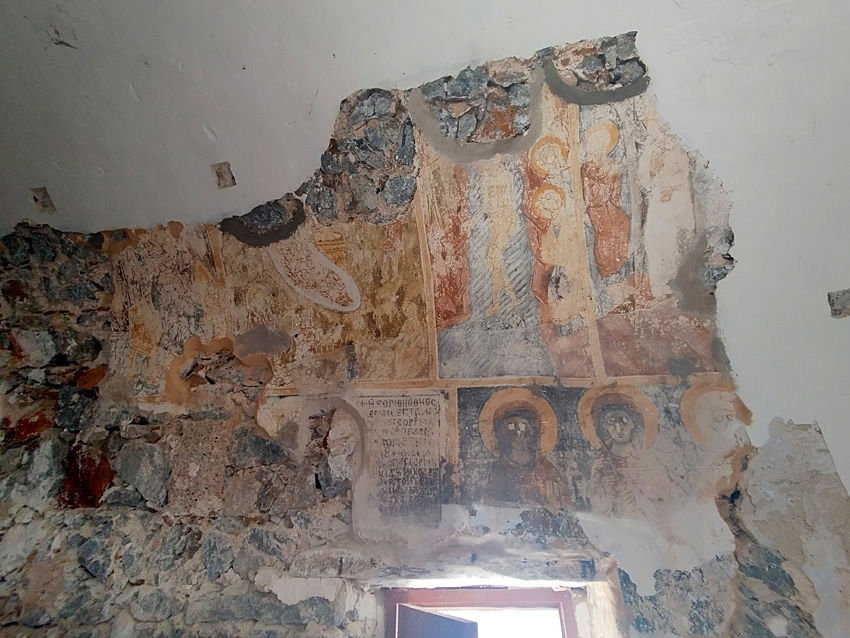 Hrad Chora - Agios Annis