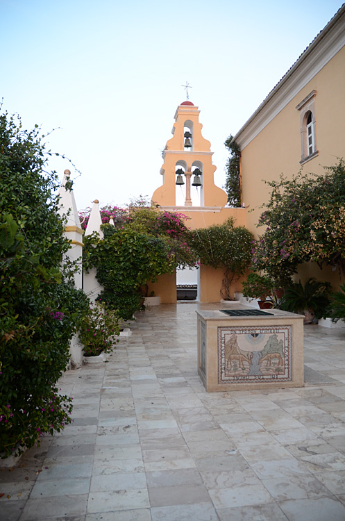 Korfu - Paleokastritsa monastery