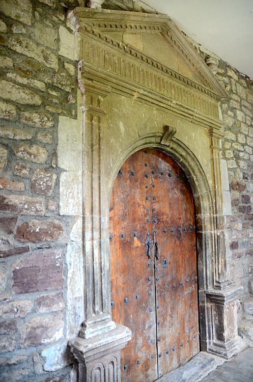 Bisaurri - iglesia de San Cristóbal