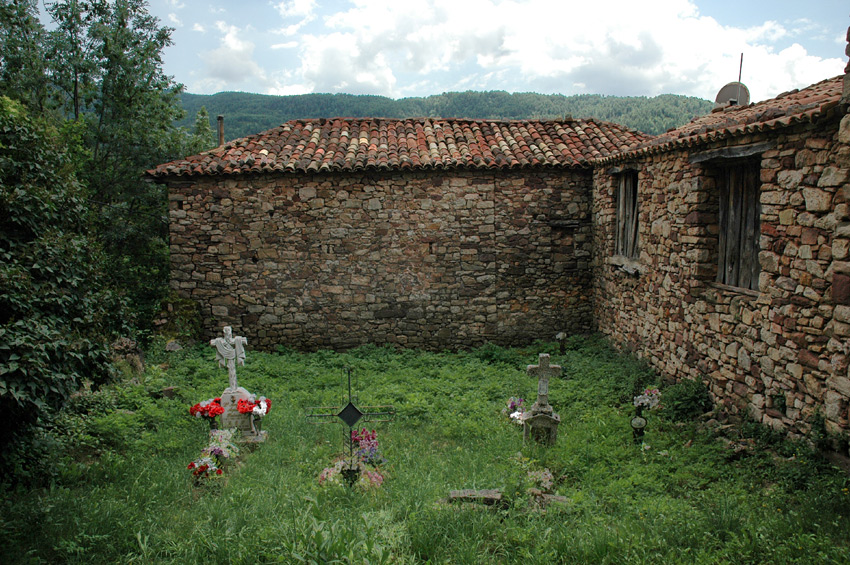 Urmella - Monasterio de los Santos Justo y Pastor