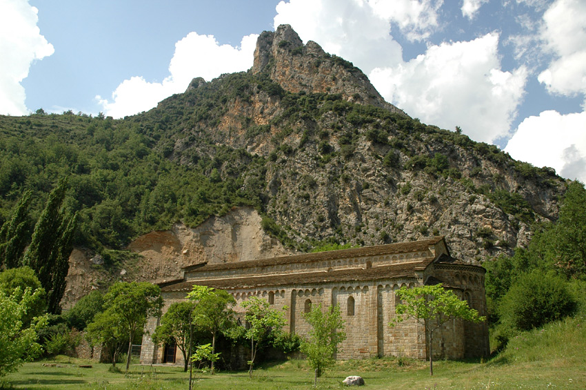 Obarra - Monasterio de Santa María