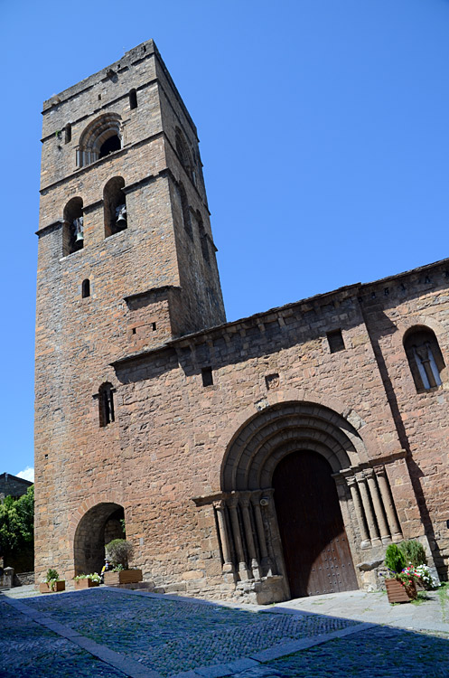Aínsa - Iglesia de Santa María
