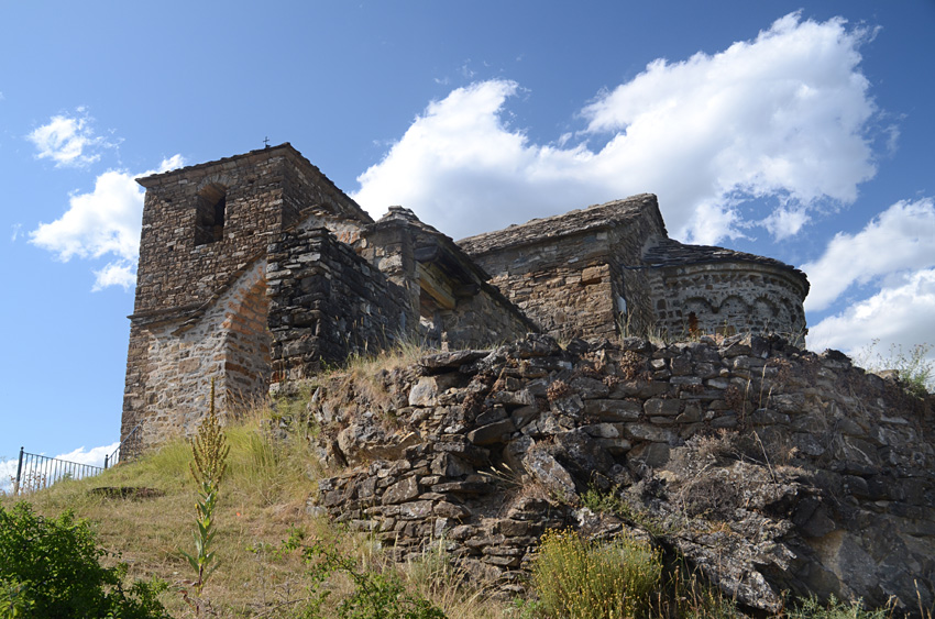 Vió - Iglesia de San Vicente Mártir