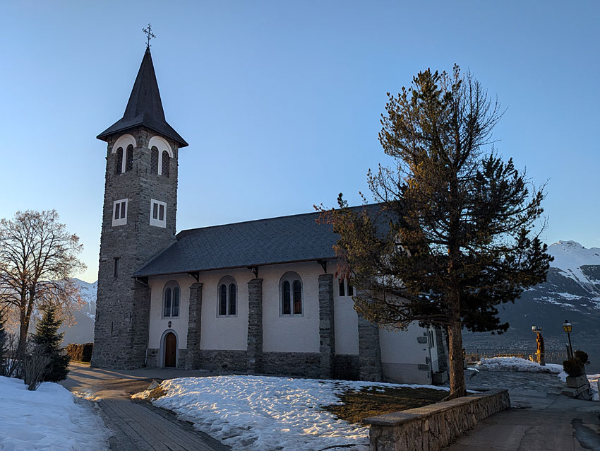 Kostel ve Veysonnaz