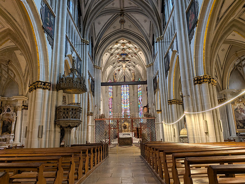 Fribourg - katedrála svatého Mikuláše