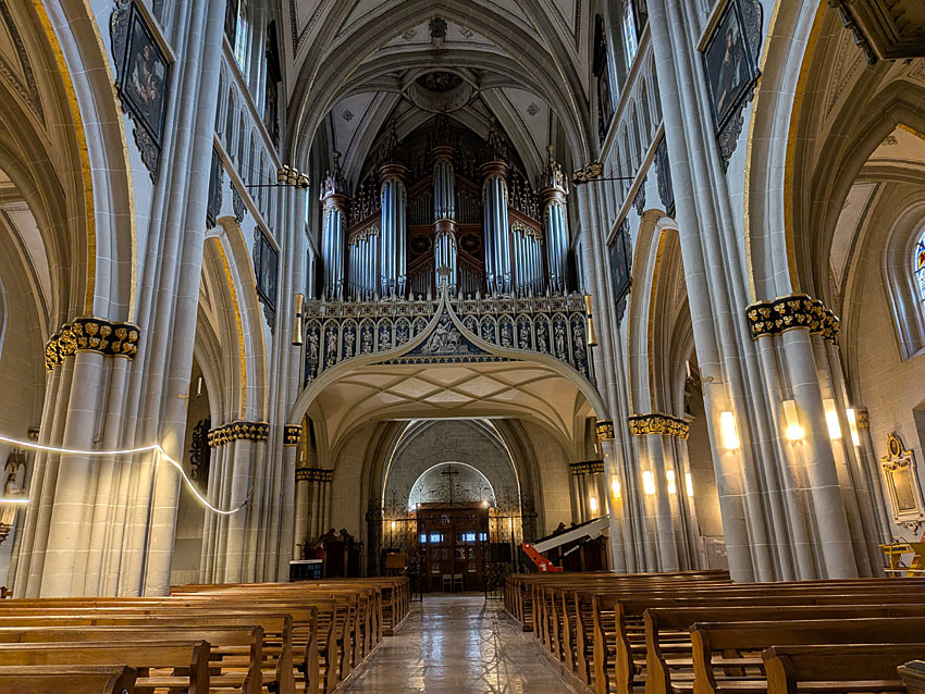 Fribourg - katedrála svatého Mikuláše