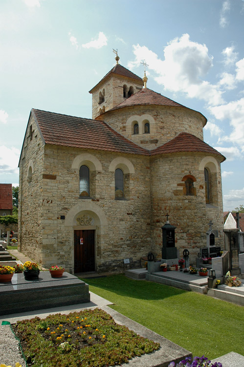 Pedn Kopanina - kostel svat M Magdalny