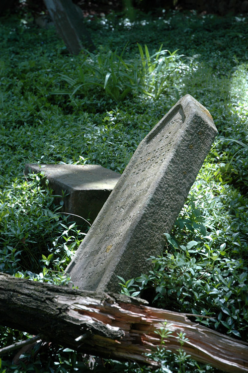 Pravonín - hřbitov