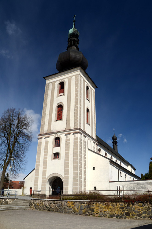 Mn - Kostel sv. Jana Ktitele