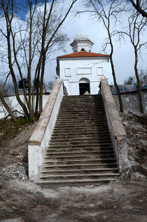 Mikulov - kov cesta