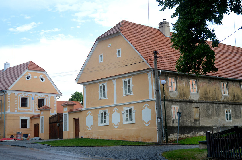 Dobrovíz