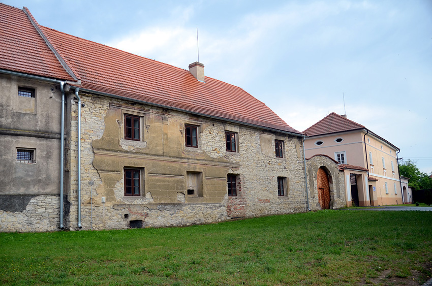 Dobrovíz