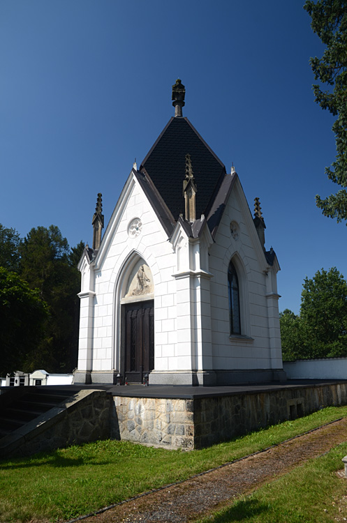 Stráž nad Nisou - hřbitov