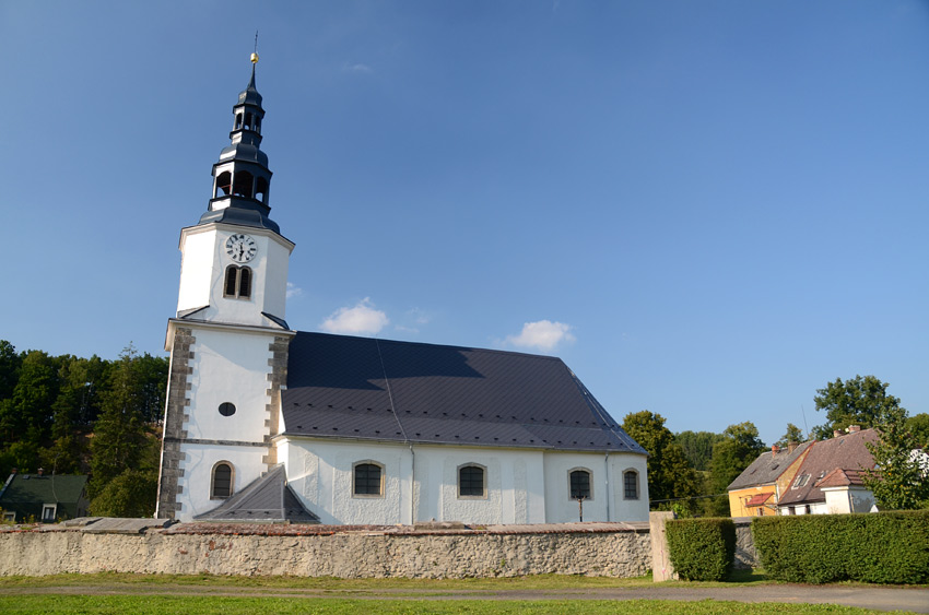 Bílý Kostel nad Nisou - kostel svatého Mikuláše