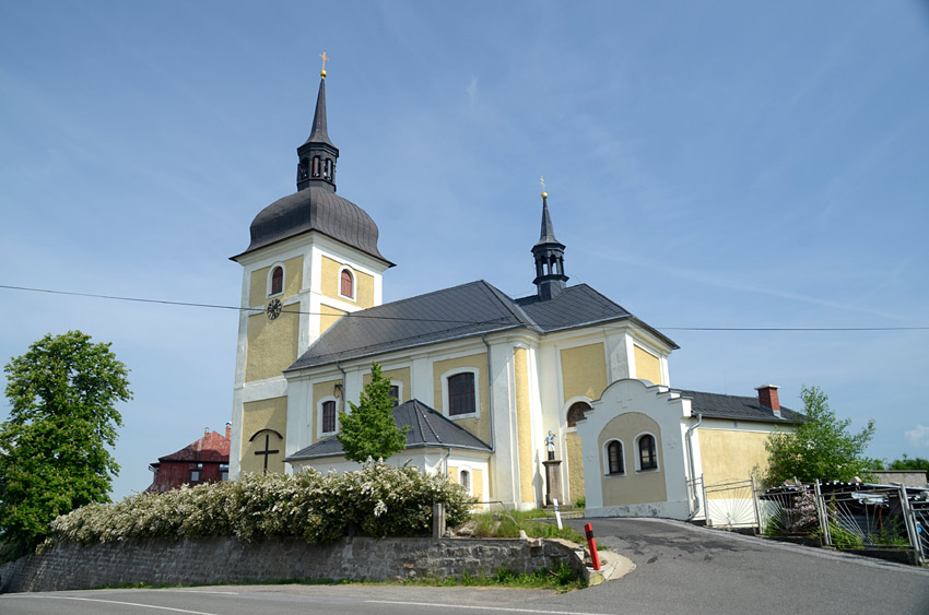 Dlouhý Most - kostel svatého Vavřince