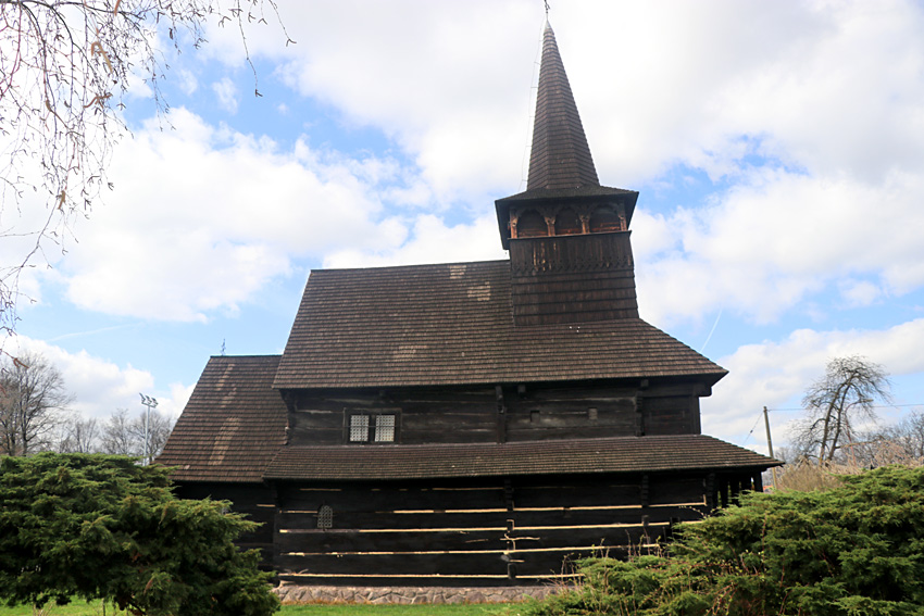 Dobříkov - kostel Všech svatých