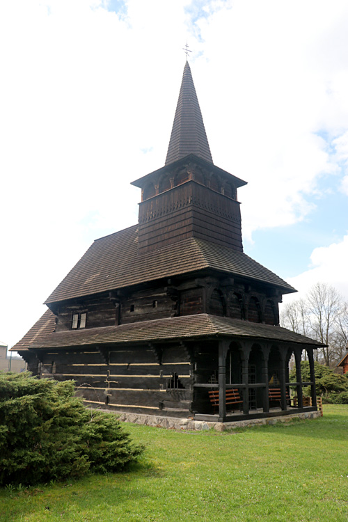 Dobříkov - kostel Všech svatých