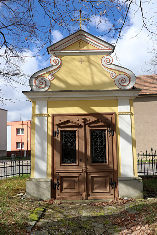 Holice - kaplička svatého Jana Nepomuckého