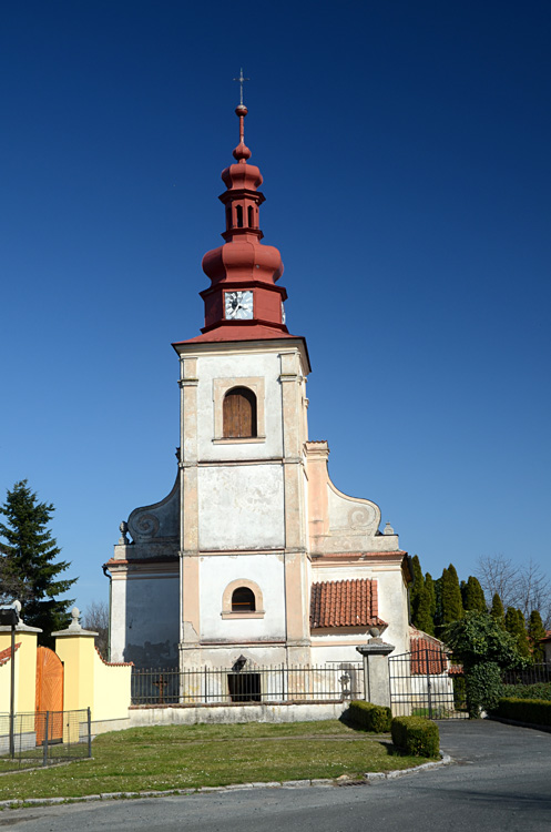 Suchdol - kostel svat Markty Antiochijsk