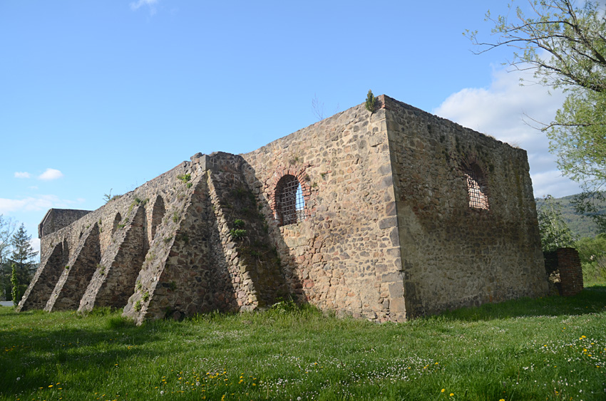 Krupka - zřícenina kostela svatého Prokopa