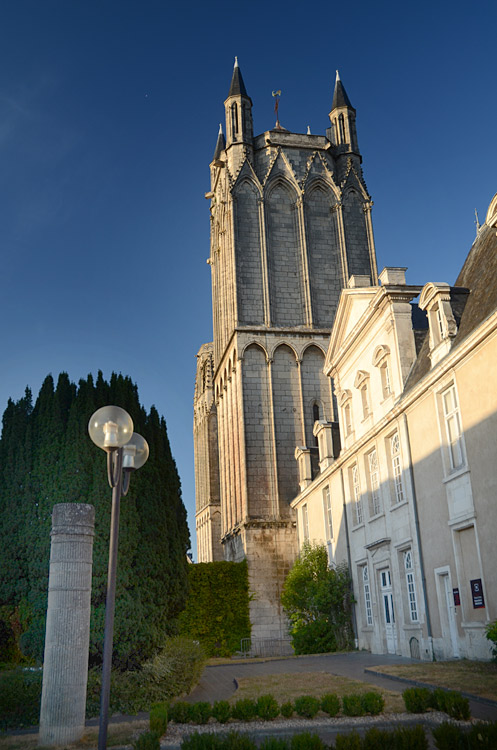 Poitiers - Cathédrale Saint-Pierre