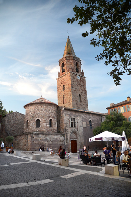 Fréjus - katedrála Saint-Léonce
