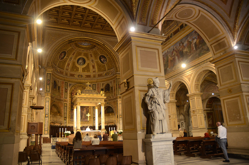 Řím - San Lorenzo in Damaso
